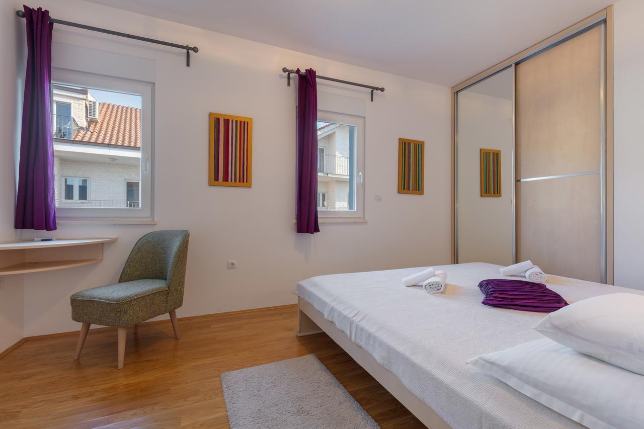 Villa Mermaid Your Croatian Haven With Luxury Pool And Scenic Views Podstrana Kültér fotó